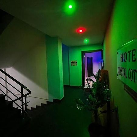 Hotel Crystal Cottage Бхубанешвар Екстериор снимка