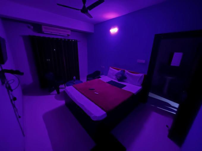 Hotel Crystal Cottage Бхубанешвар Екстериор снимка